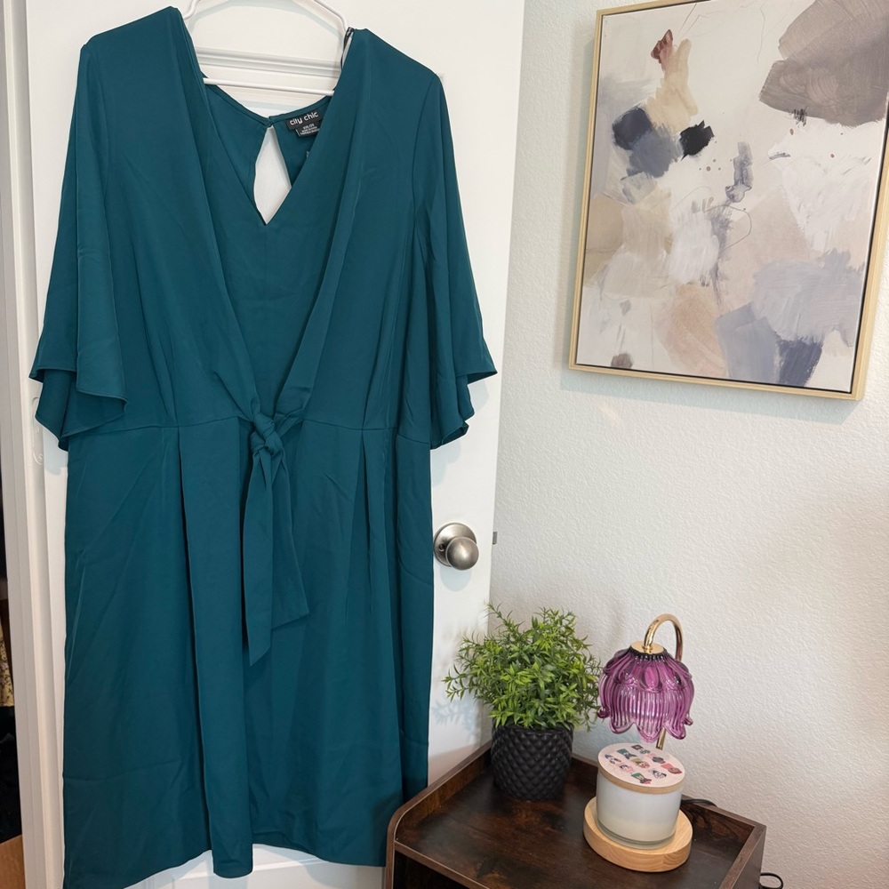 City Chic Teal Tie-Front V-Neck Dress Size 24 NWT